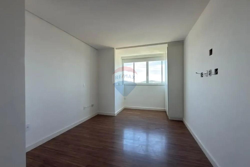 Apartamento - Alugar - Juiz de Fora , Minas Gerais - WhatsApp Image 2026-03-16 at 15.31.55 (15).jpeg - Suite - 860431060-93