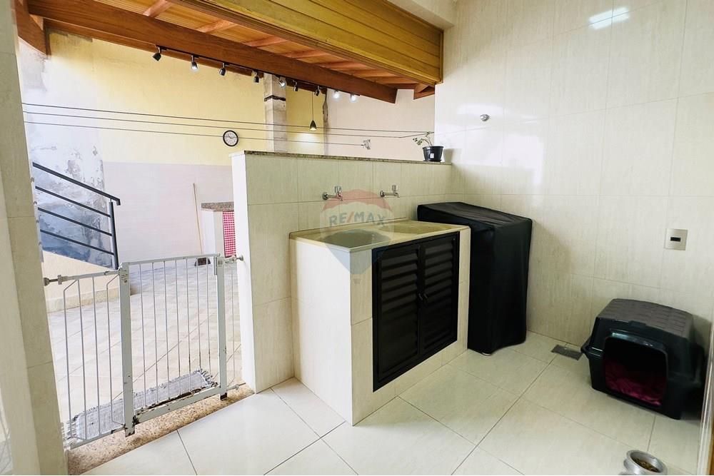 Casa - Venda - Juiz de Fora , Minas Gerais - CASA-22.jpg - Lavanderia - 860211123-10