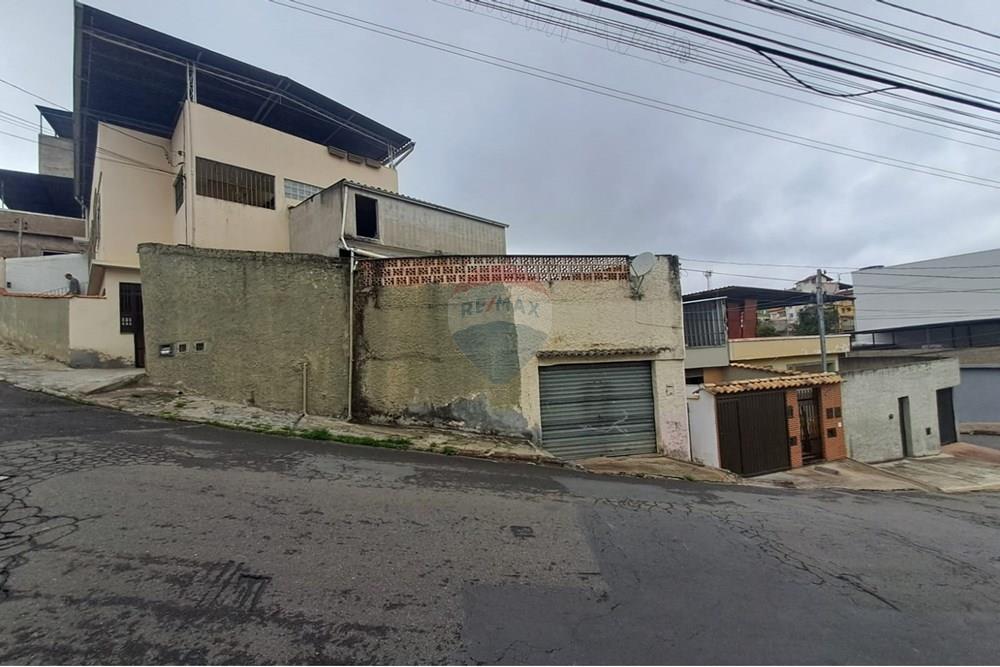 Casa - Venda - Juiz de Fora , Minas Gerais - WhatsApp Image 2025-10-15 at 13.30.07.jpeg - 860241100-40