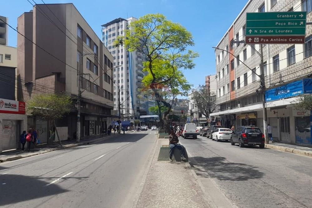 Ponto Comercial/ Loja - Alugar - Juiz de Fora , Minas Gerais - 2.jpeg - 860501034-35