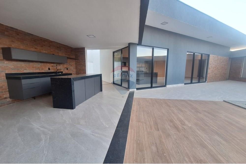 באזור מגורים - בית פרטי - Juiz de Fora , Minas Gerais - BR - IMG-20250818-WA0247.jpg - 860301013-354