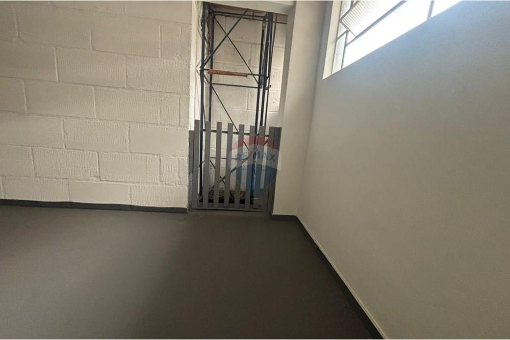 Ponto Comercial/ Loja - Alugar - Juiz de Fora , Minas Gerais - WhatsApp Image 2025-12-01 at 11.05.14 (1).jpeg - 860431074-12