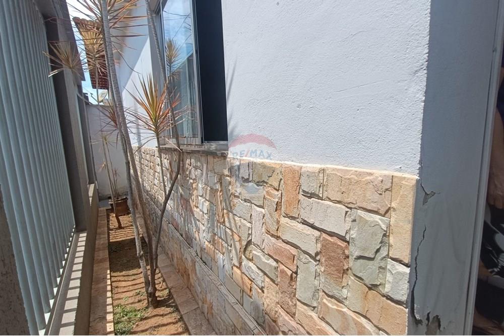 Casa - Venda - Conselheiro Lafaiete , Minas Gerais - 90564c2f-d2a5-47b8-a6d0-b4b8cd1b0c66.jpeg - 860421022-151