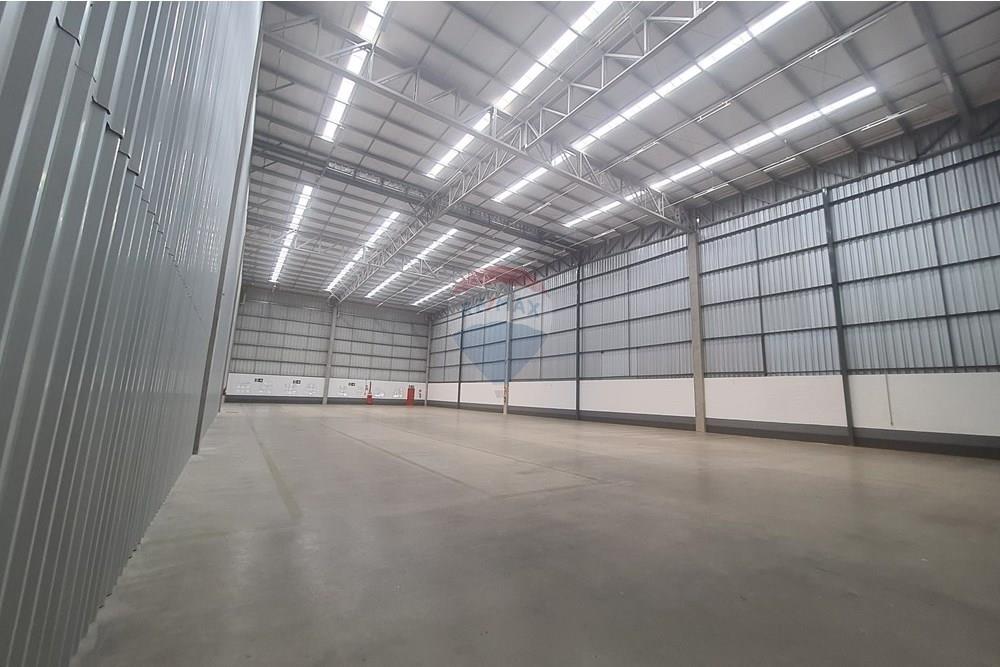 Galpão - Alugar - Juiz de Fora , Minas Gerais - 20251202_104924.jpg - Área de serviço - 860301051-31