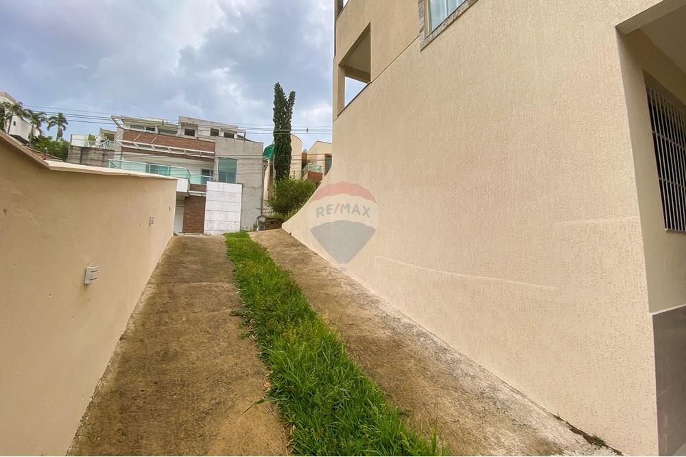 Casa de Condomínio - Alugar - Juiz de Fora , Minas Gerais - Foto0086 (1).jpg - 860241073-96