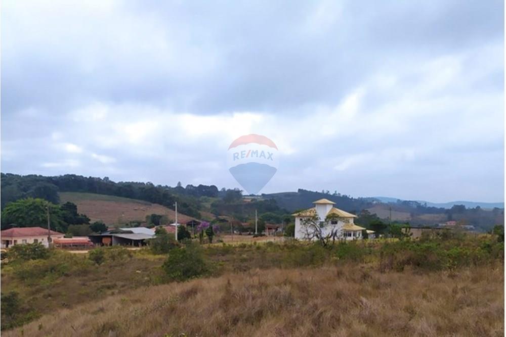 Жилищен - Поземлен имот - Barbacena , Minas Gerais - BR - WhatsApp Image 2025-07-24 at 17.12.02(1).jpeg - 860391003-39