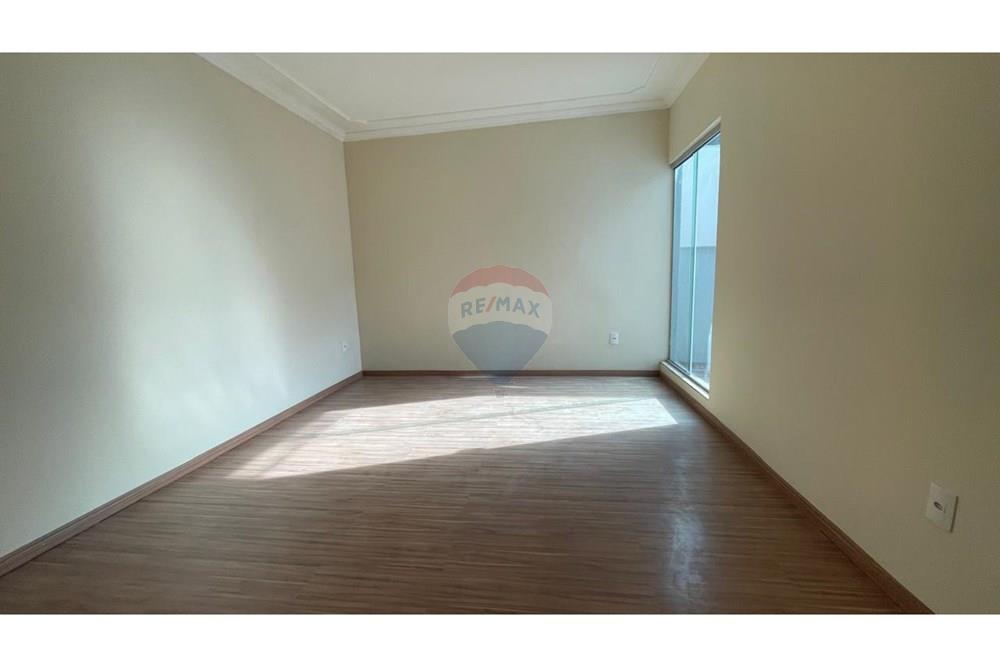 Casa de Condomínio - Alugar - Juiz de Fora , Minas Gerais - WhatsApp Image 2025-05-29 at 17.00.15 (5).jpeg - Quarto - 860381054-1