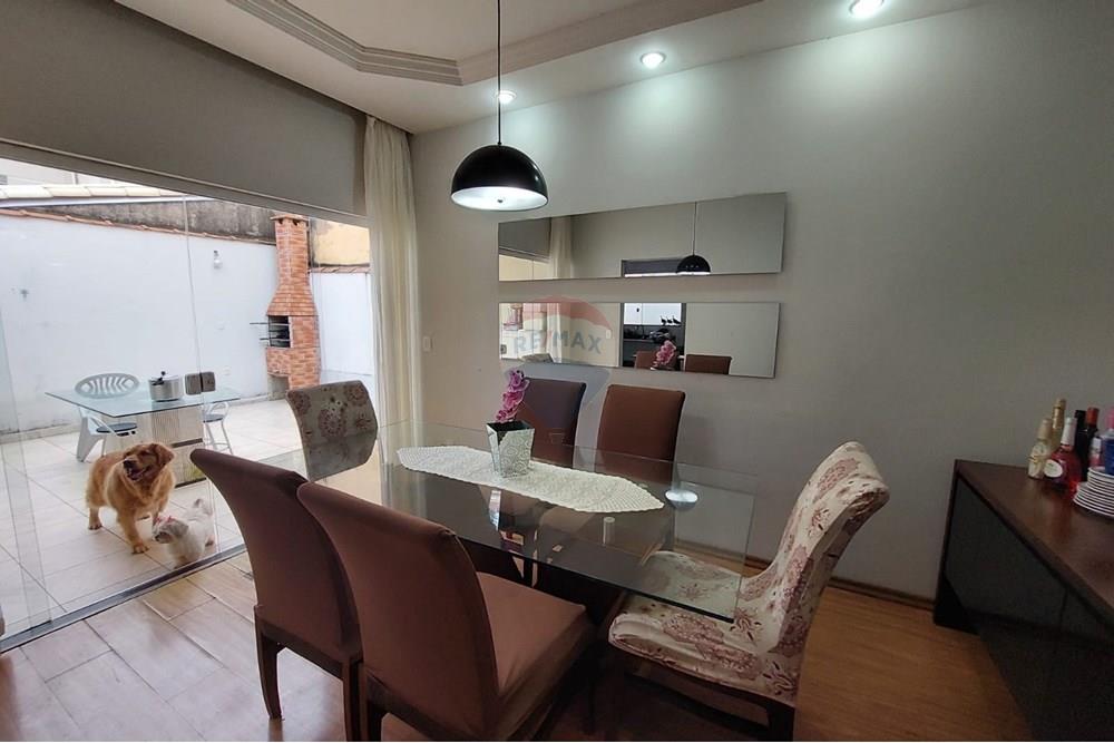 Casa - Venda - Juiz de Fora , Minas Gerais - WhatsApp Image 2025-01-15 at 15.47.57 (15).jpeg - Sala de jantar - 860241100-37