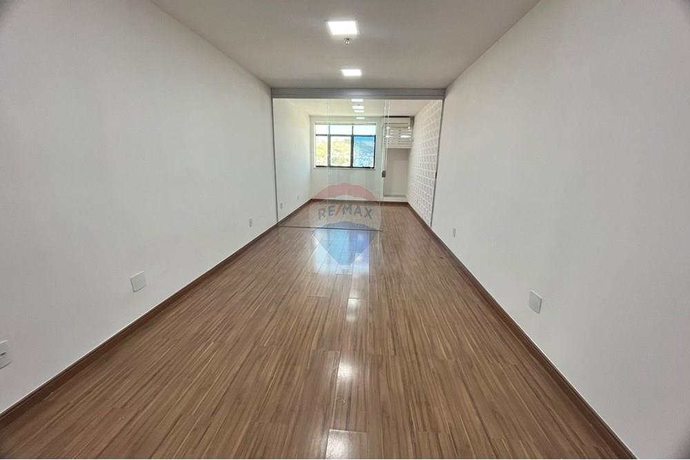 Cj. Comercial/ Sala - Alugar - Juiz de Fora , Minas Gerais - WhatsApp Image 2025-11-18 at 15.58.39.jpeg - Sala de trabalho - 860431074-10