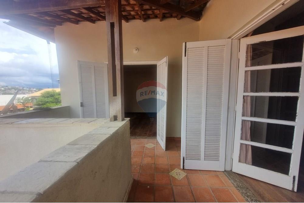 Casa de Condomínio - Alugar - Juiz de Fora , Minas Gerais - Varanda Quartos 1.jpeg - 860361010-532
