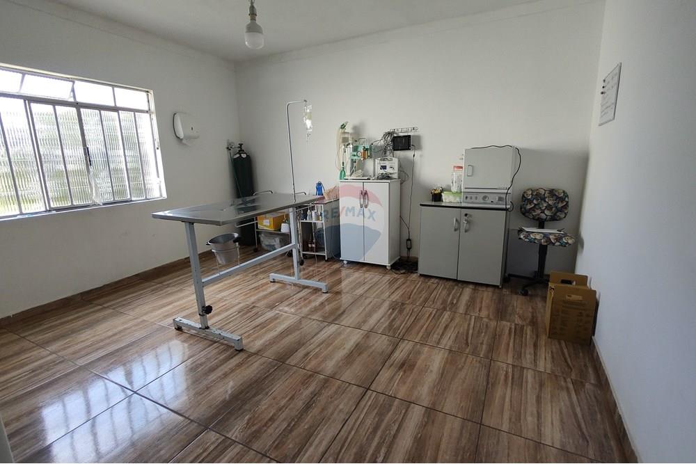 Casa - Venda - Barbacena , Minas Gerais - WhatsApp Image 2025-04-28 at 14.32.16 (1).jpeg - 860391002-93