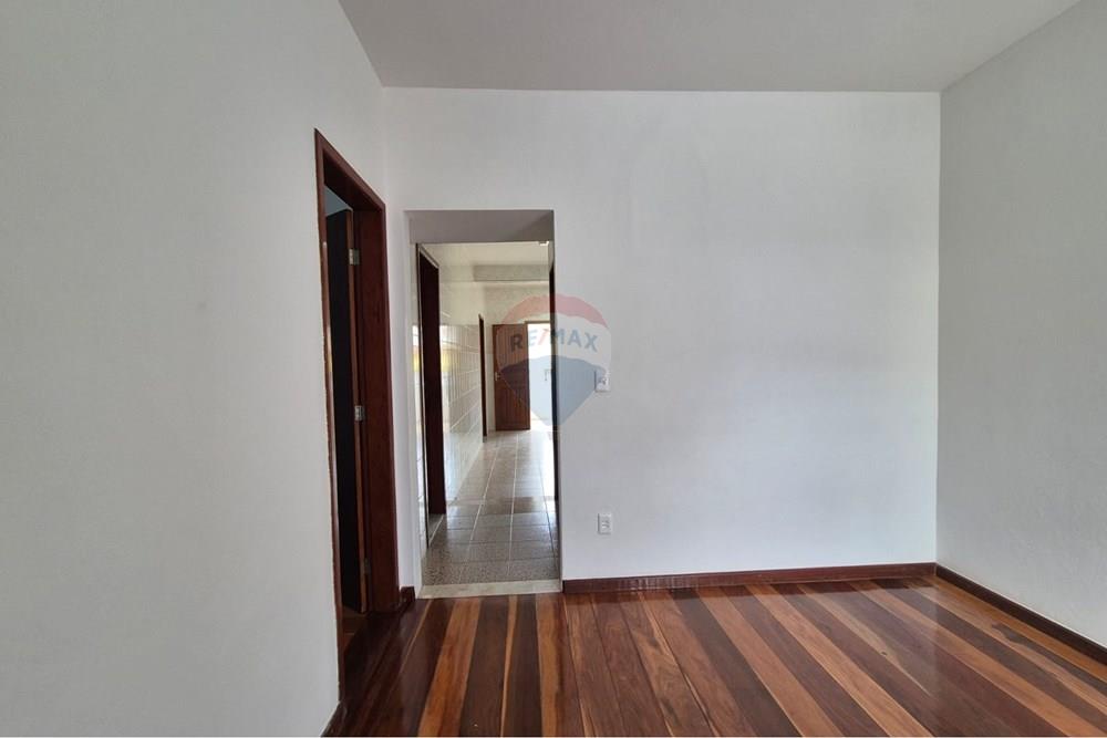 Casa Comercial - Alugar - Juiz de Fora , Minas Gerais - 3 SALA CORREDOR 2.jpg - 860241143-131