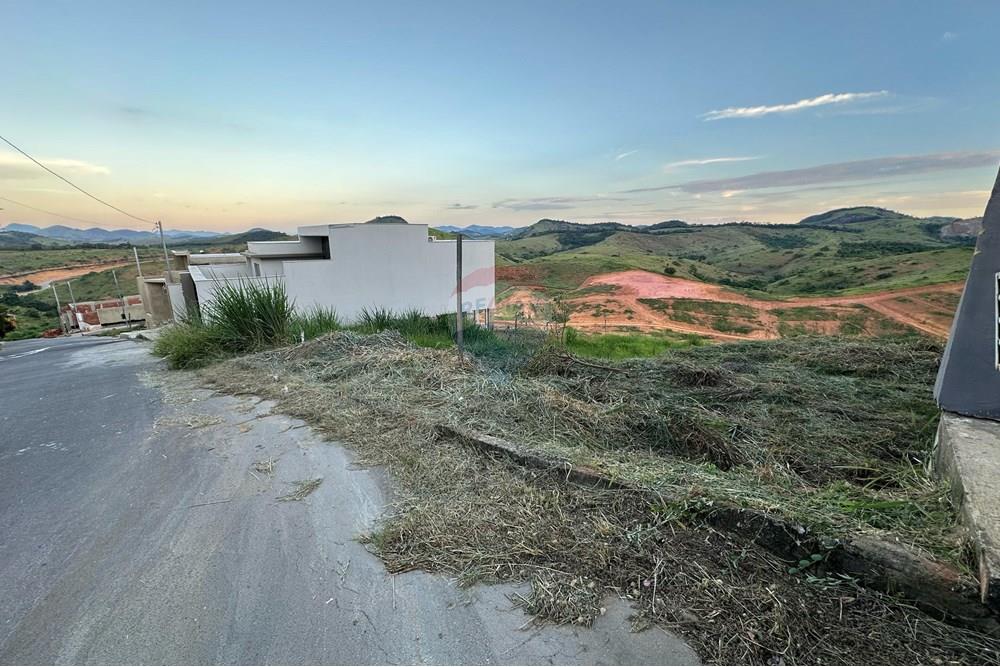 Terreno - Venda - Muriaé , Minas Gerais - WhatsApp Image 2025-02-26 at 18.15.53.jpeg - Layout aberto - 860371007-85