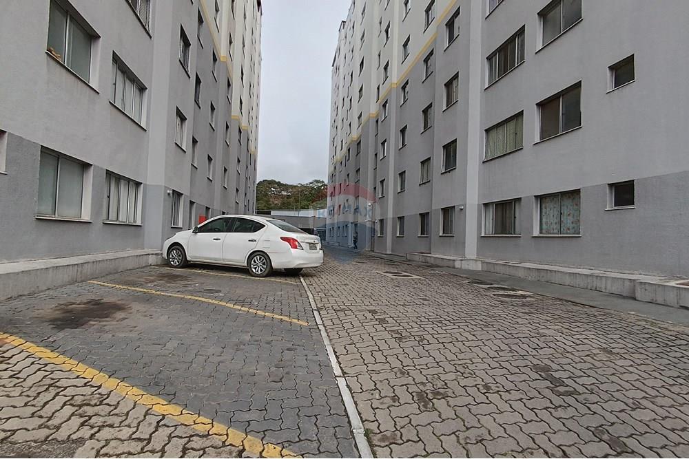 lakó - lakás (tégla) - Juiz de Fora , Minas Gerais - BR - IMG_20240801_083346.jpg - garázs - 860381041-59