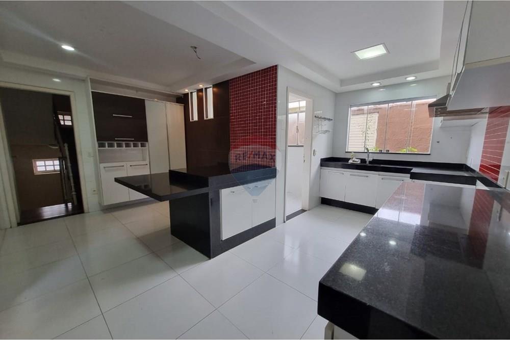 Casa de Condomínio - Alugar - Juiz de Fora , Minas Gerais - Cozinha 2.jpeg - 860361010-532