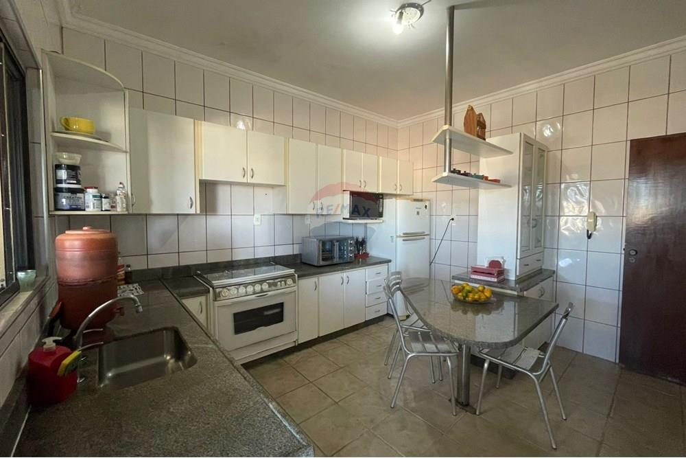 Casa - Venda - Conselheiro Lafaiete , Minas Gerais - WhatsApp Image 2025-05-22 at 13.48.08 (2).jpeg - 860421029-7