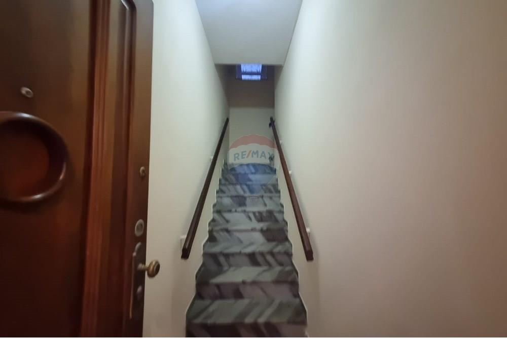 Ponto Comercial/ Loja - Alugar - Juiz de Fora , Minas Gerais - Entrada Casa 3.jpeg - 860361010-480