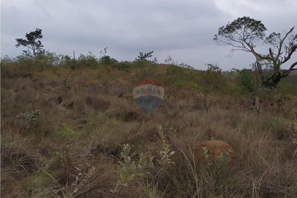 Жилищен - Поземлен имот - Barbacena , Minas Gerais - BR - WhatsApp Image 2025-07-24 at 17.12.03(7).jpeg - 860391003-39