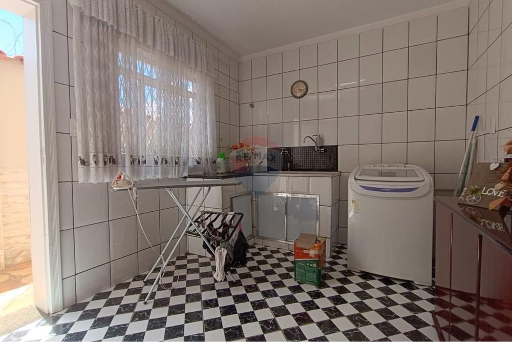 Casa - Venda - Conselheiro Lafaiete , Minas Gerais - daef6268-1c6e-4400-8ec8-d849bb49f9be.jpg - 860421022-181