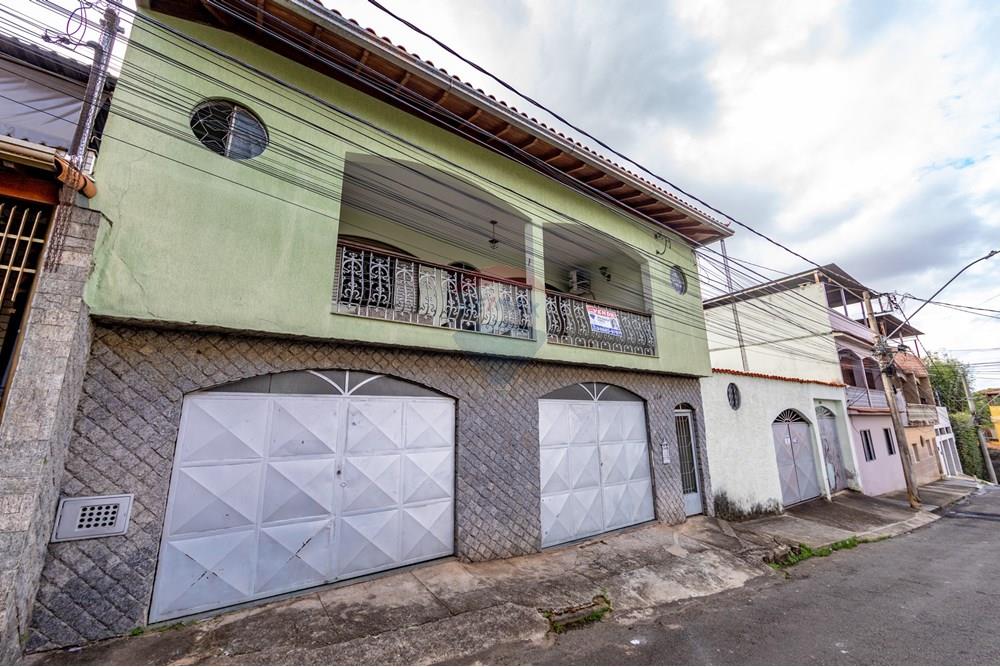 Casa - Venda - Juiz de Fora , Minas Gerais - FOTOIMOB-38 (1).jpg - 860241114-36