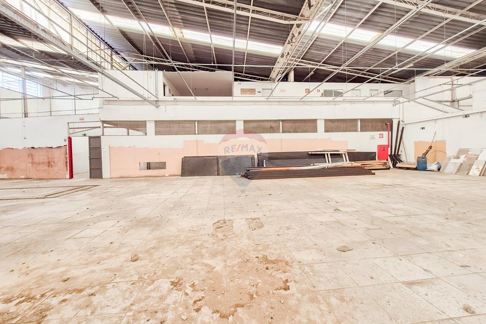 Galpão - Alugar - Juiz de Fora , Minas Gerais - 20260319_134816.jpg - 860301048-57