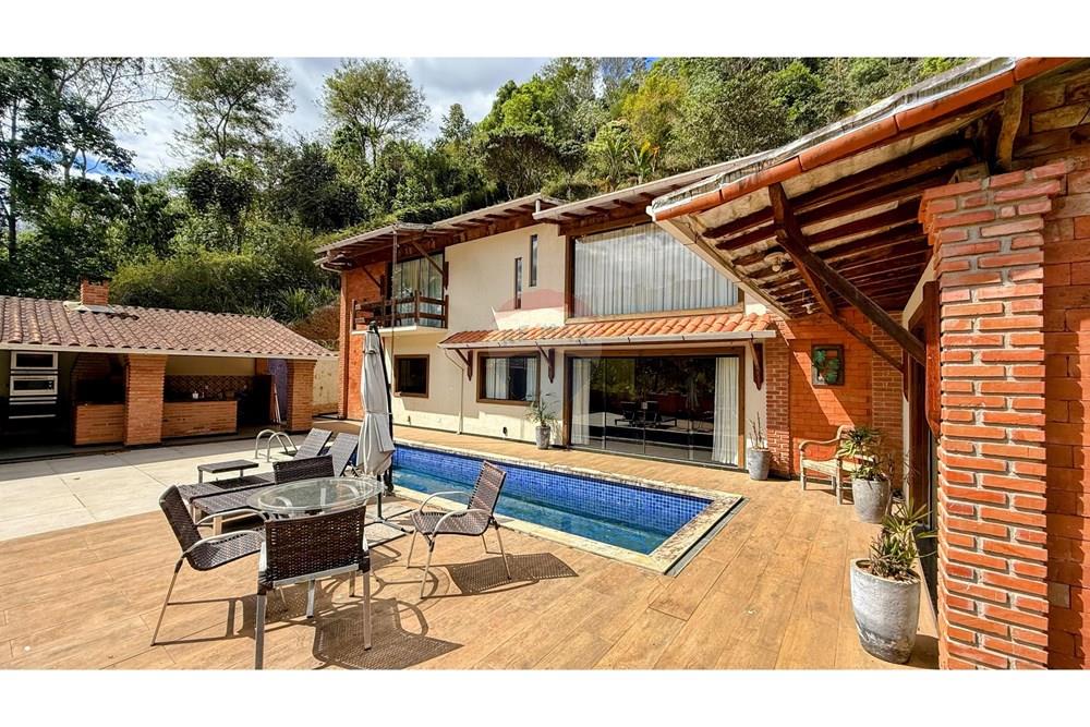 Casa - Venda - Juiz de Fora , Minas Gerais - a244b4c4-806e-48c6-9d06-25ed0f75f846.JPG - 860291041-21