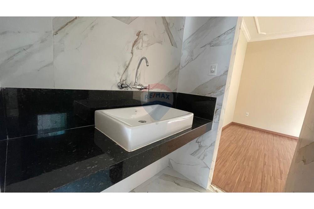 Casa de Condomínio - Alugar - Juiz de Fora , Minas Gerais - WhatsApp Image 2025-05-29 at 17.00.15 (2).jpeg - Suite - 860381054-1