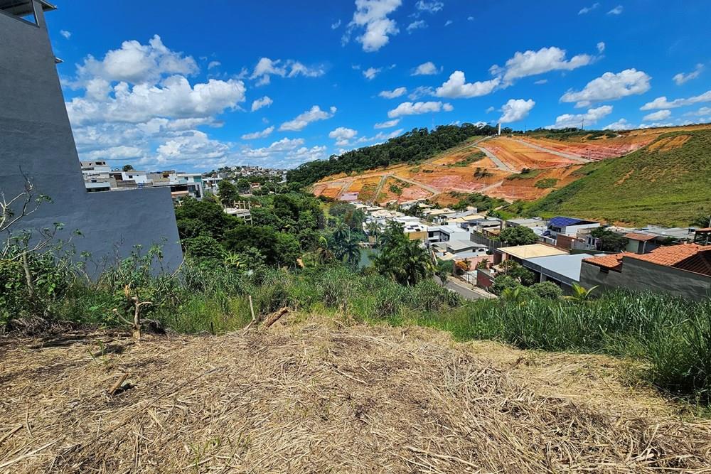 Terreno - Venda - Muriaé , Minas Gerais - 20260114_132753.jpg - Terraço - 860371002-210