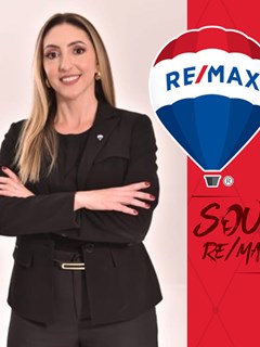 Milla Santos Almeida - RE/MAX NASCENTES
