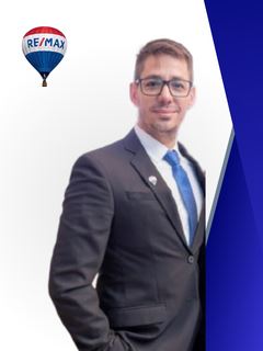 Broker Titolare - Petronio Coelho Vieira Junior - RE/MAX CONSULT