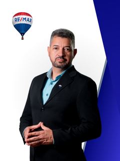 Mauro Pereira - RE/MAX CONSULT