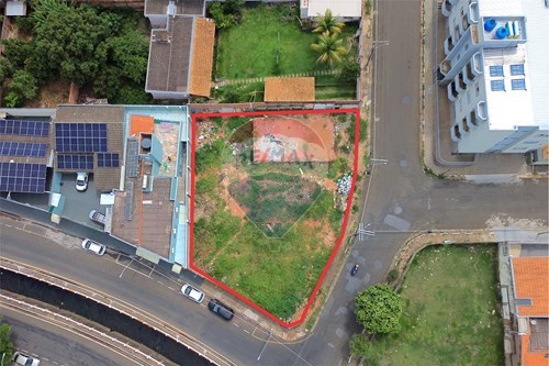 Venda-Terreno-Rua Duque de Caxias , s/n  - próximo à Avenida da Moda  - São Francisco , Passos , Minas Gerais , 37902046-870731001-76