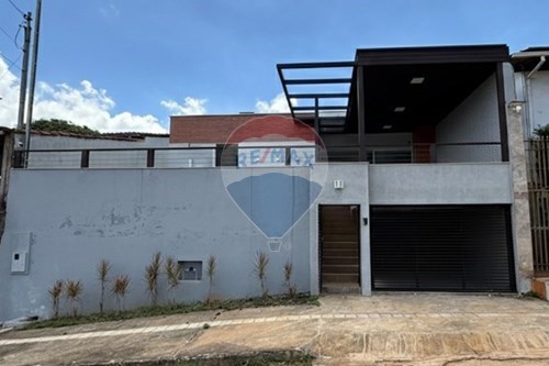 Venda-Casa-Avenida Dona Ilda Martins de Medeiros , 36  - Proximo a criança do mundo  - Belvedere , Coronel Fabriciano , Minas Gerais , 35170121-870711005-1