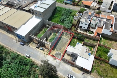 Venda-Terreno-Rua Geraldo Silva Maia , s/n  - Cidade Saúde do Saber  - Vila Romana , Passos , Minas Gerais , 37902140-870731003-49
