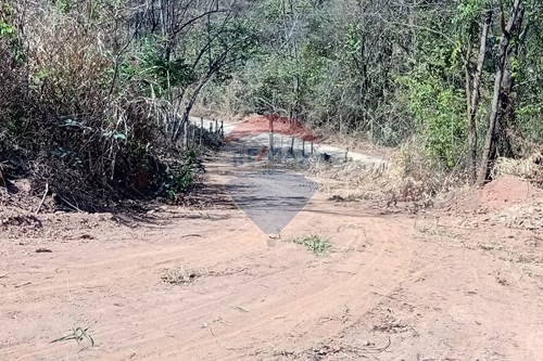 Venda-Terreno-Rua São Sebastião , 330  - Pesque e pague retiro das lages  - Centro , Inhaúma , Minas Gerais , 35710000-870411154-28