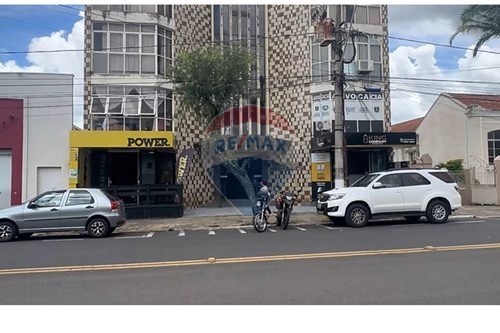 Venda-Cj. Comercial/ Sala-Avenida Getúlio Vargas , 55  - Do lado da Escola Delfim Moreira  - Centro , Araxá , Minas Gerais , 38183192-870431058-35