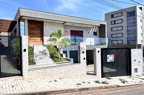 Venda-Casa-Rua Sinval Alves de melo , 30  - Bairro Nova Capitólio  - Centro , Capitólio , Minas Gerais , 37930000-870731003-20