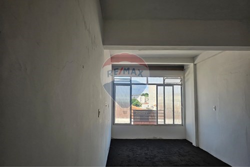 Venda-Cj. Comercial/ Sala-Rua Presidente Antônio Carlos , 229  - Cacau Brasil  - Centro , Passos , Minas Gerais , 37900006-870731011-1
