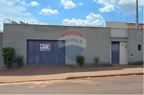 Venda-Casa-Rua Celso Abrão , 435  - Independência , Ituiutaba , Minas Gerais , 38304-206-870771001-24