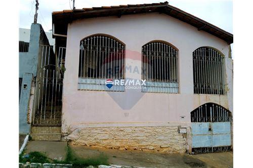 For Sale-House-Rua Caratinga , 334  - Bairro Nossa Senhora das Graças  - Centro , Governador Valadares , Minas Gerais , 36950-000-870451006-40