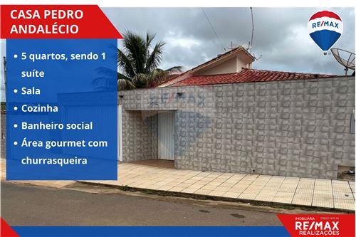 Venda-Casa-RUA NEGRINHA PIAU , 235  - Centro , Varjão de Minas , Minas Gerais , 38794000-870631037-26