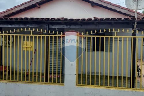 Venda-Casa-Centro , Varjão de Minas , Minas Gerais , 38794000-870741003-5