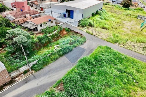 Venda-Terreno-Rua Honório Ferreira Leite , 465  - Vila João Ribeiro , Araxá , Minas Gerais , 38184108-870431031-70