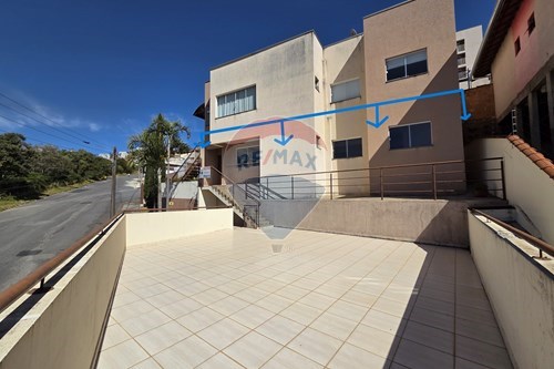 Venda-Casa-Avenida Uriel Batista da Costa , 276  - Jardim Bandeirantes , Poços de Caldas , Minas Gerais , 37706305-870361053-13