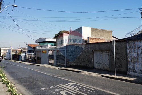 Venda-Casa-Rua Três Pontas , 904  - Carlos Prates , Belo Horizonte , Minas Gerais , 30710560-870241030-48