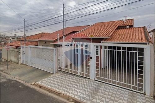 Venda-Casa-Parque das Andorinhas , São Sebastião do Paraíso , Minas Gerais , 37950-000-870601001-105