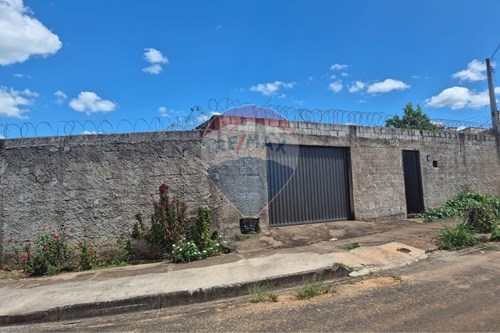 Venda-Casa-Loteamento , Araxá , Minas Gerais , 38181808-870431063-18