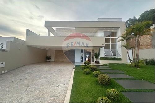 Venda-Casa-Levi Fernandes Junior , 300  - Quinta dos Lagos , Araxá , Minas Gerais , 38180793-870431058-27