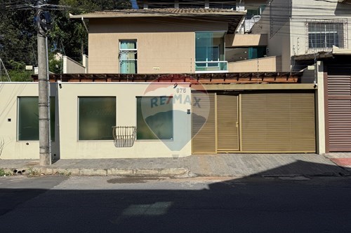 Venda-Casa-Rua José Benedito das Neves , 975  - Perto do Cartório de Contagem  - São Gonçalo , Contagem , Minas Gerais , 32042-000-870371016-15