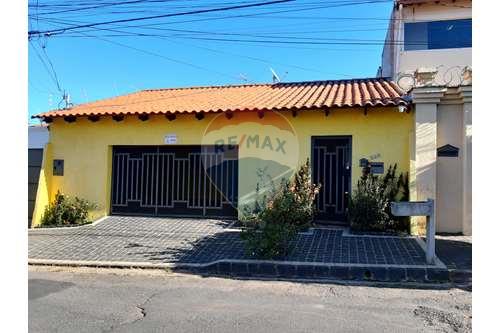 Venda-Casa-Cidade Jardim , Uberlândia , Minas Gerais , 38412-190-870581002-58